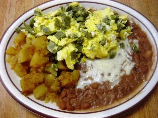 Huevos con Nopales / Eggs with Prickly Pear Cactus