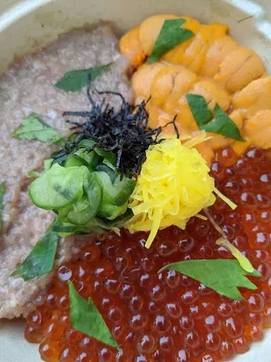Ikura W/ Ankimo