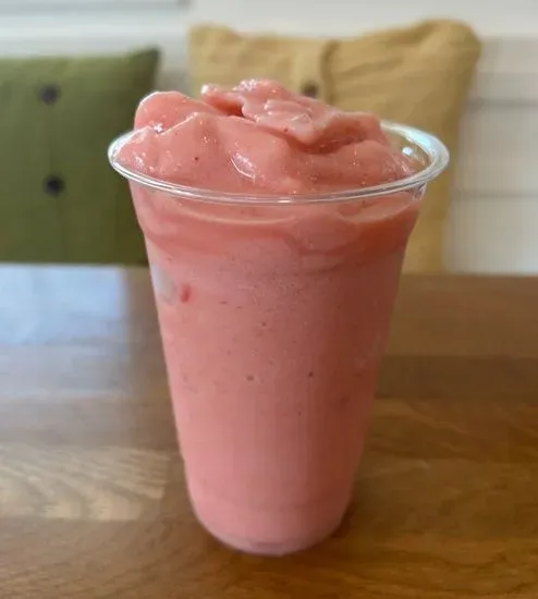 Strawbana (20oz)