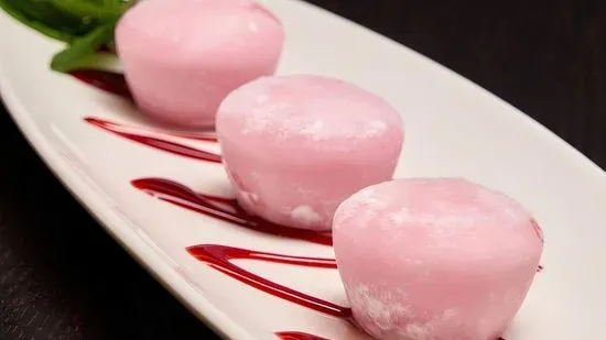 STRAWBERRY MOCHI ICE CREAM