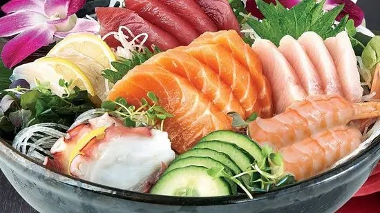 SASHIMI ASSORTMENT*