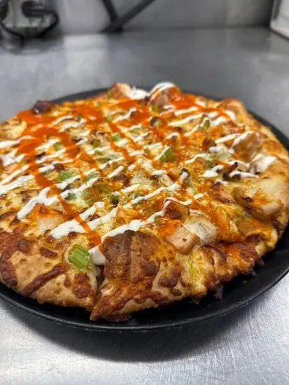 BUFFALO CHICKEN -PIZZA