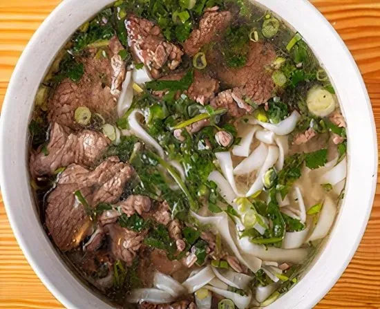 P6. Sauteed Flank Steak Pho (Phở Tái Lăn)