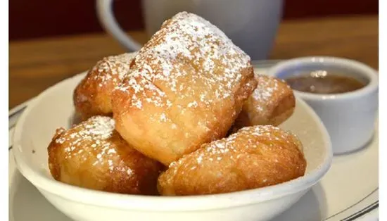 Croissant Beignets