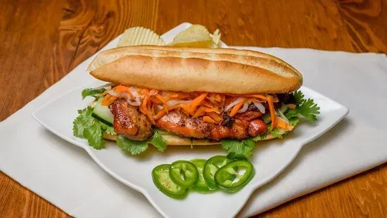 Vietnamese Grilled Chicken Bánh Mì