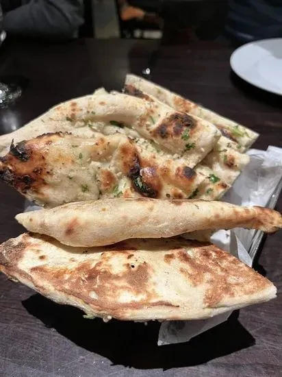 Sundried Tomato and Basil Naan