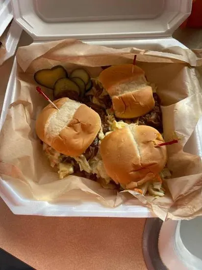 PULLED PORK SLIDERS