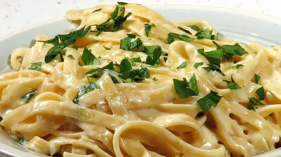 Fettuccine Alfredo