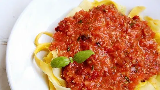 Fettuccine Pasta Marinara