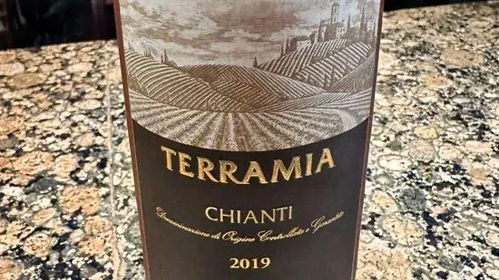 Chianti by the bottle (Terramia - Italy)