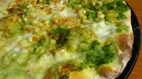 Pesto Pizza - Medium