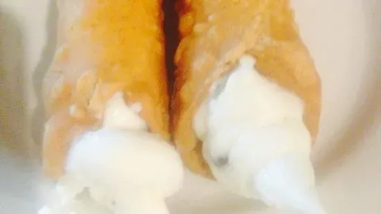 Cannoli (2 Pieces)