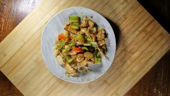 9. Cashew Chicken