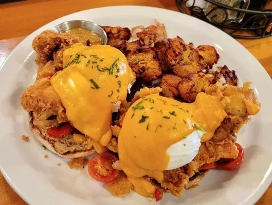 Crispy Chicken Benedict