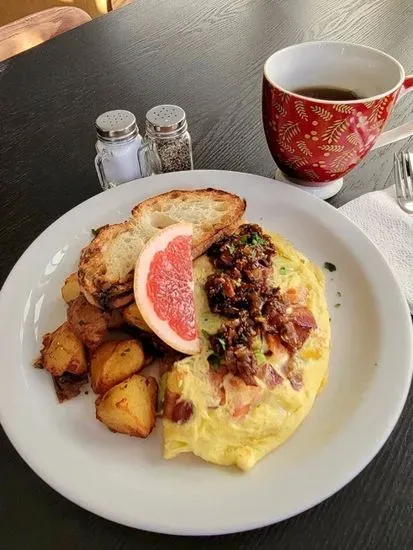 The Hangout Omelet