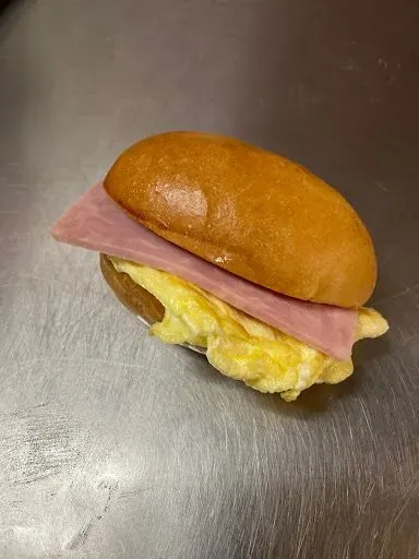 Ham & Egg Bun