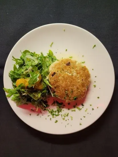 PAN SEARED CRAB CAKE STARTER