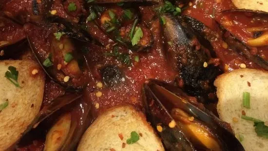 Mussels Fra Diavolo Marinara