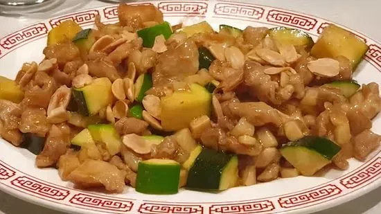 Almond Chicken / 杏仁雞