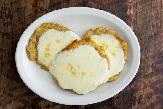 Tostones con Queso