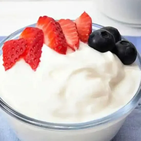 Yogurt & Berries Side