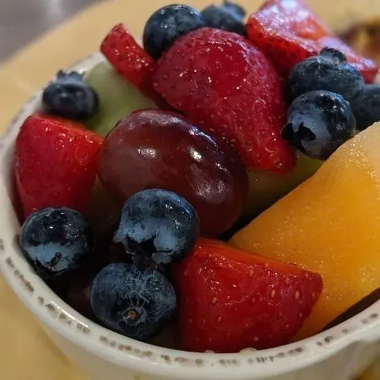 Seasonal Fresh Fruit (Bowl)