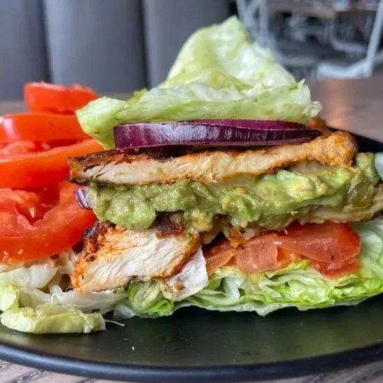 Keto Chicken Guacamole Sandwich