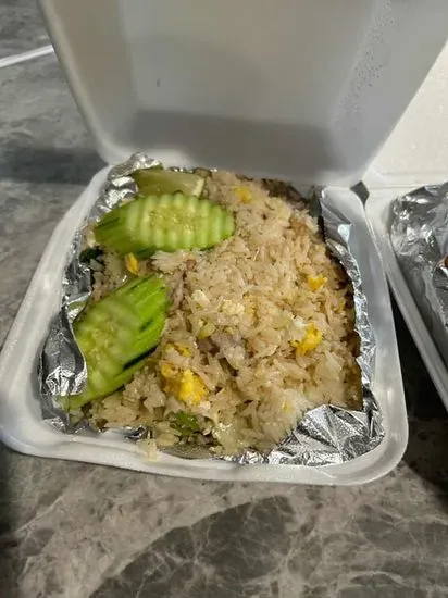 75. Thai Fried Rice / ข้าวผัด
