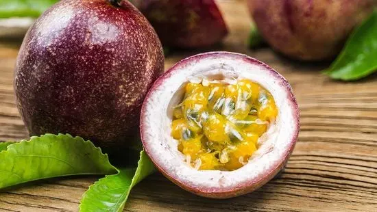 Passion Fruit Smoothie (24 oz)