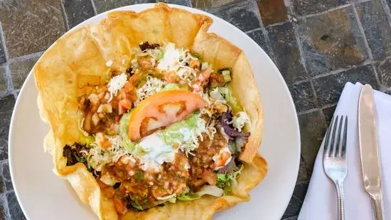 Favela's Grilled Chicken Taco Salad