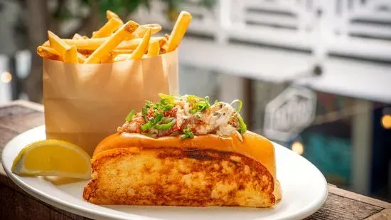 New England Lobster Roll