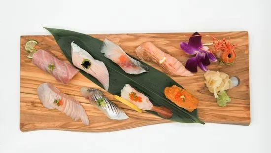 Omakase Sashimi (10 Pieces)