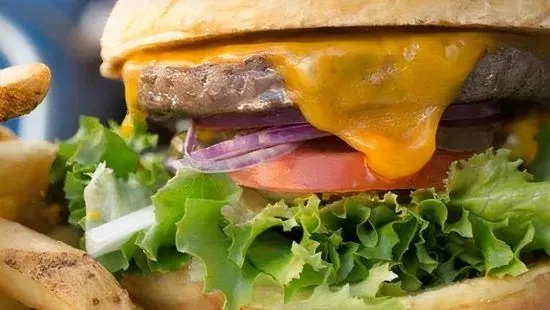 Traditional Cheeseburger