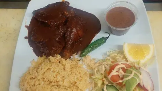 pollo en mole