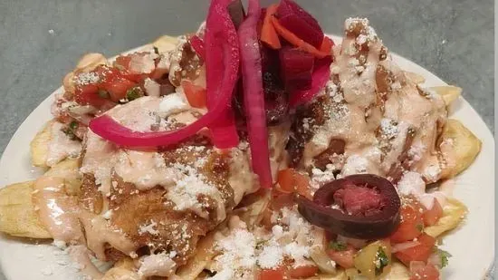 Pollo con Tajadas