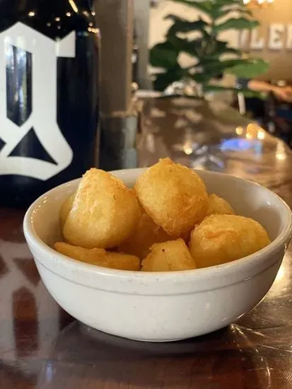 House tater tots (V)