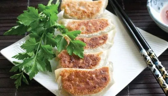 Gyoza (6pcs) (25% off)