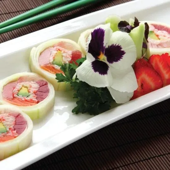 Cucumber Special Roll (P)