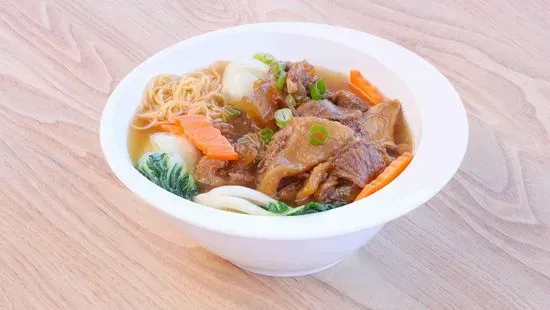 Beef Stewed Noodle Soup牛腩湯麵