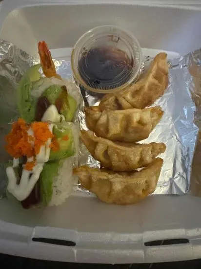 4x Deep Fried Gyoza w/ Rocklin Roll