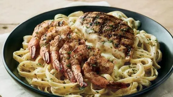 Queensland Chicken & Shrimp Pasta