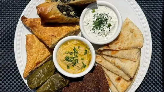 Ikaros Mezes