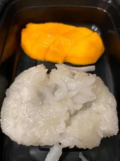 Sweet Sticky Rice W/ Fresh Mango