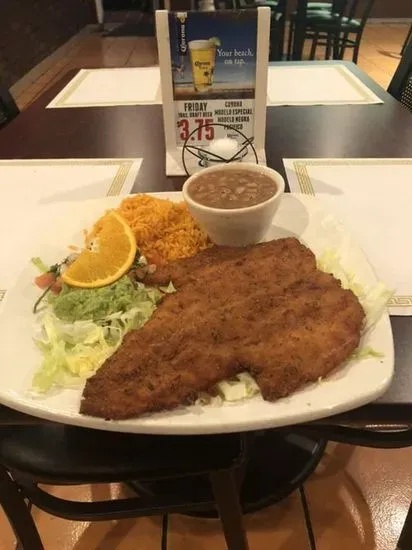 Filete De Pescado Empanizado / Breaded Fish FIllet