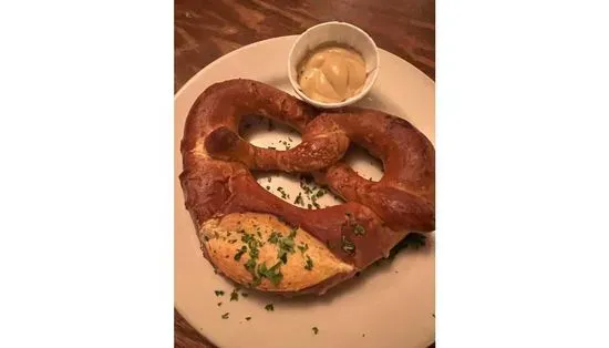 Pretzel w/Cheese