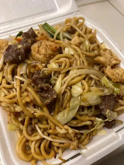 House Chow Mein 本楼炒面