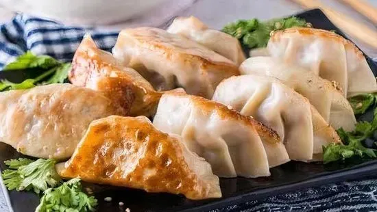 Beef & Onion Potstickers 10 pcs