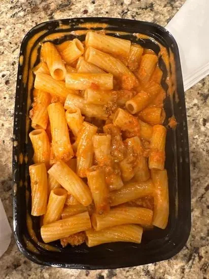 Rigatoni Bolognese