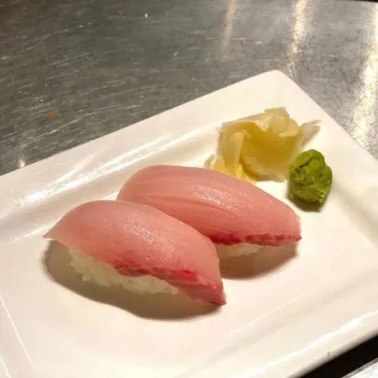 Hamachi Nigiri