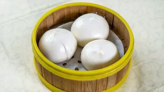 Steamed Custard Bun/  奶黃包